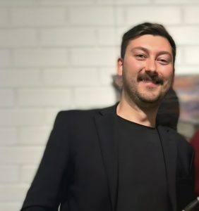 Andrew Quinn Headshot
