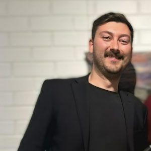 Andrew Quinn Headshot