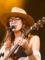Kat Steeves